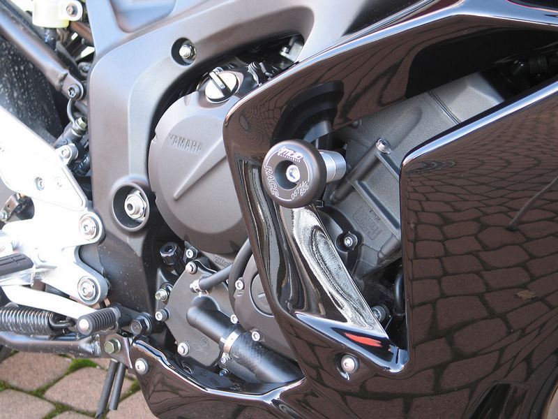 GSGモトテクニック クラッシュパッドセット Yamaha FZ6 / FZ6 Fazer (2004 -) | 7544035-Y35