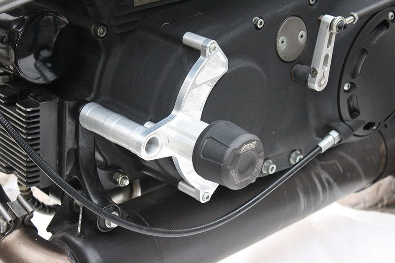 GSGモトテクニック クラッシュパッドセット プレート 左側 ブラックアノダイズド Buell X1 (2000-2002) | 754909555-BU3-SH