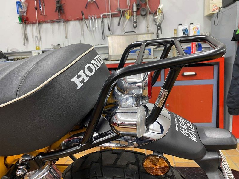 ヘプコ&ベッカー リアキャリア ブラック HONDA Monkey125 | 6549523 01 01