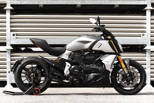 HP Corse / エイチピーコルセ Hydroform Short Black Exhaust | XDUHY20P04C-AAB