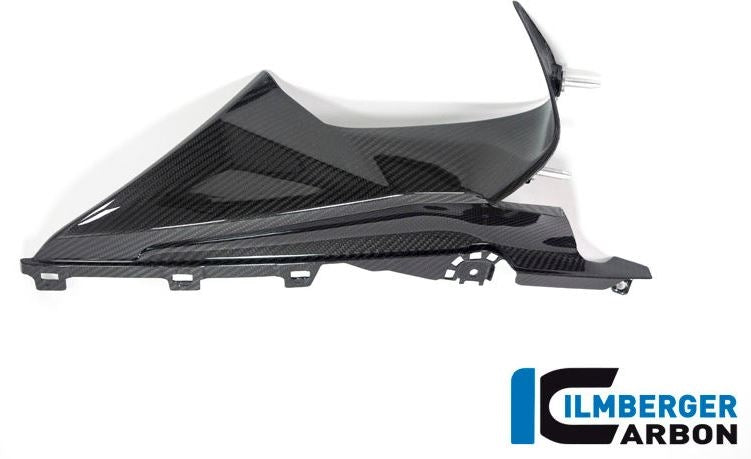 バッジホルダー右