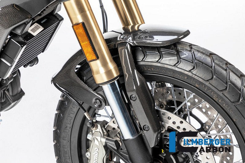 ILMBERGER / イルムバーガーカーボンパーツ フロントマッドガードホルダー 右 gl. Ducati Scrambler 1100 from 2017 | KHR.012.DS11G.K