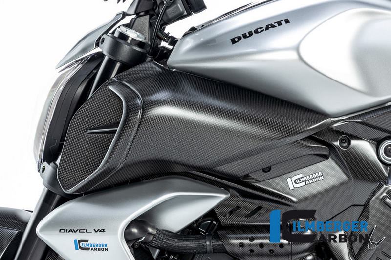 ILMBERGER / イルムバーガーカーボン 左 エアーチューブカバー Ducati ディアベル V4 2023- マット | LKL.101.DI23M.K
