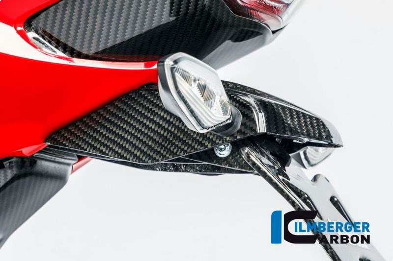 ILMBERGER / イルムバーガーカーボンパーツ ナンバープレートホルダー カーボン - Honda CBR 1000 RR '17 | NHO.014.CBR17.K