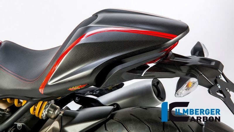 ILMBERGER / イルムバーガーカーボンパーツ シートカバー マット - Ducati Monster 1200/1200 S | SIA.119.D12MM.K