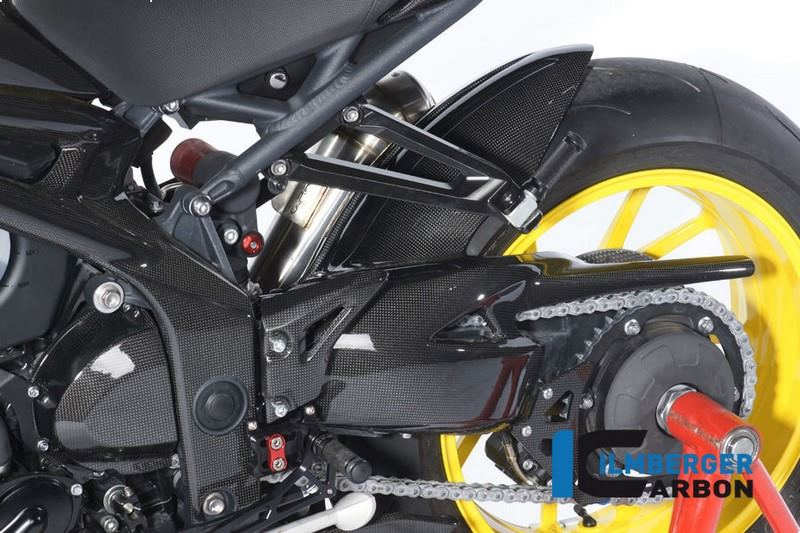 ILMBERGER / イルムバーガーカーボンパーツ スウィングアームカバー カーボン - Triumph Speed Triple (2011-now) | SSO.009.TRSPT.K