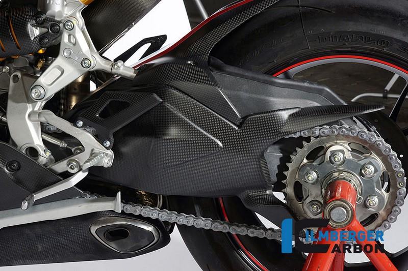 ILMBERGER / イルムバーガーカーボンパーツ スイングアームカバー マット Ducati Panigale 1299 (from 2015) | SSO.122.1299M.K