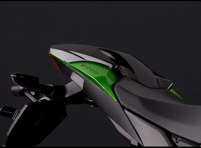 Kawasaki / カワサキ カバー-アッシー シングル シート エボニー | 161460124H8