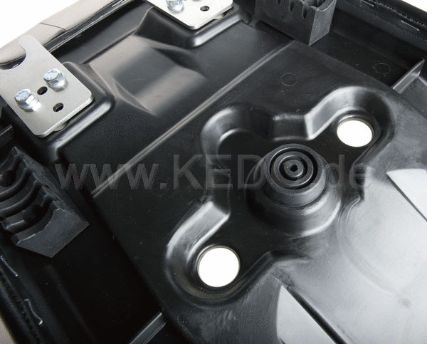Kedo SR500 Seat Complete Black OEM Replica (NEW:. Now incl rear seat base rubber item 27153) | 10127RP