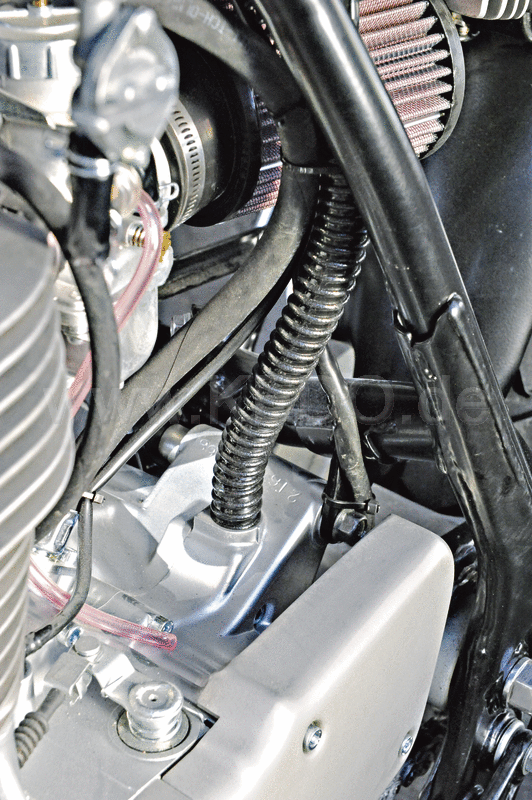 Kedo PVC Spiral Hose 1 meter Black with Incorporated Bend relief Inner Diam. approx. 19mm (E.G. fits Crankcase vent.) | 22703