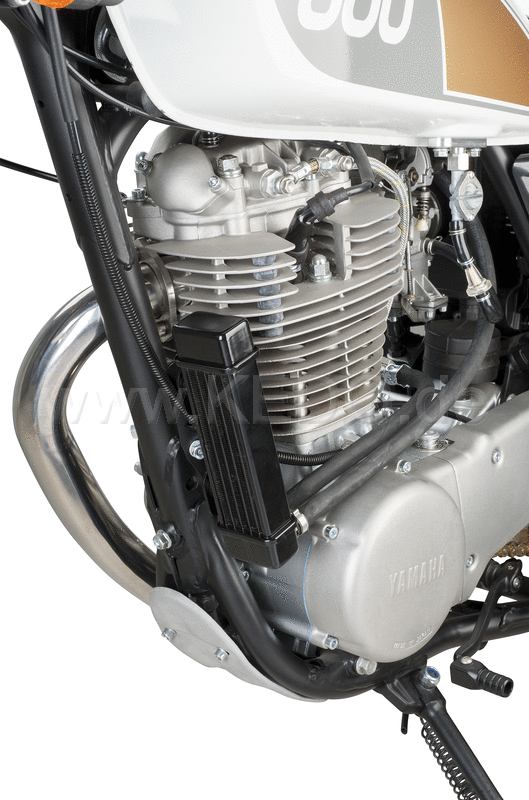 Kedo Oil Cooler Kit SLIM small and effective complete set ready to install incl mounting kit and oil lines optional matching accessories available. | 50605