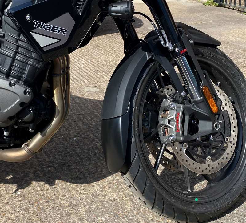 Pyramid / ピラミッド Uber エクステンダフェンダー マットブラック | Triumph タイガー 1200 GT 2022- | 056620