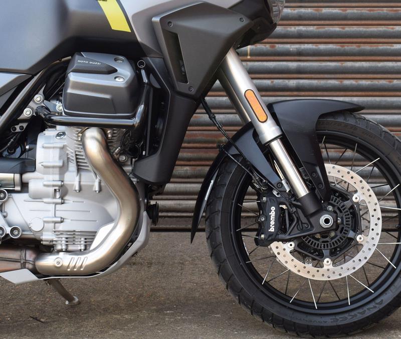 Pyramid / ピラミッド エクステンダフェンダー マットブラック | Moto Guzzi ステルビオ 2023- | 058790