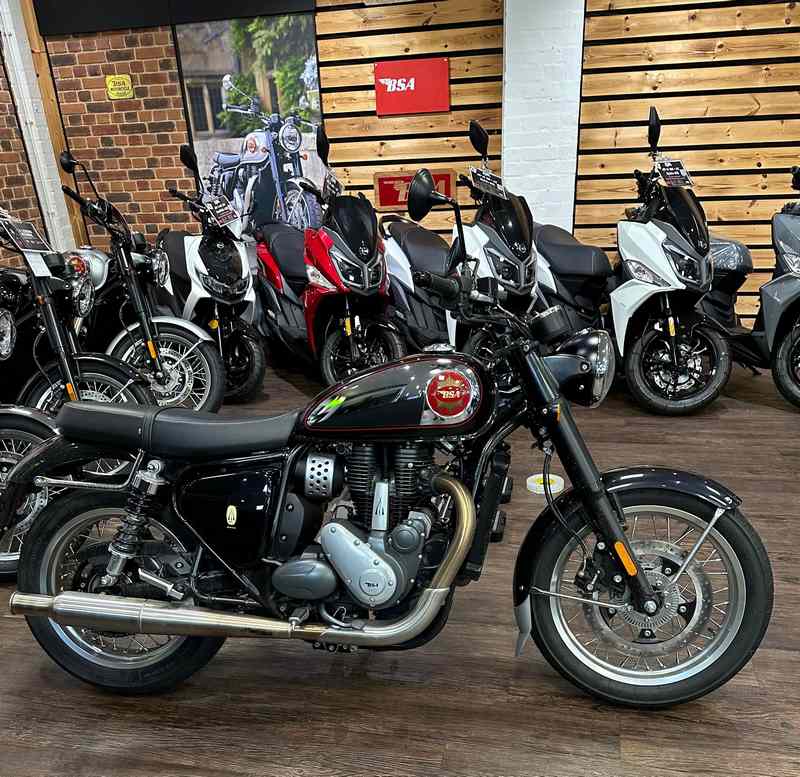 Pyramid / ピラミッド エクステンダフェンダー マットブラック | BSA Goldstar 2022- | 059641