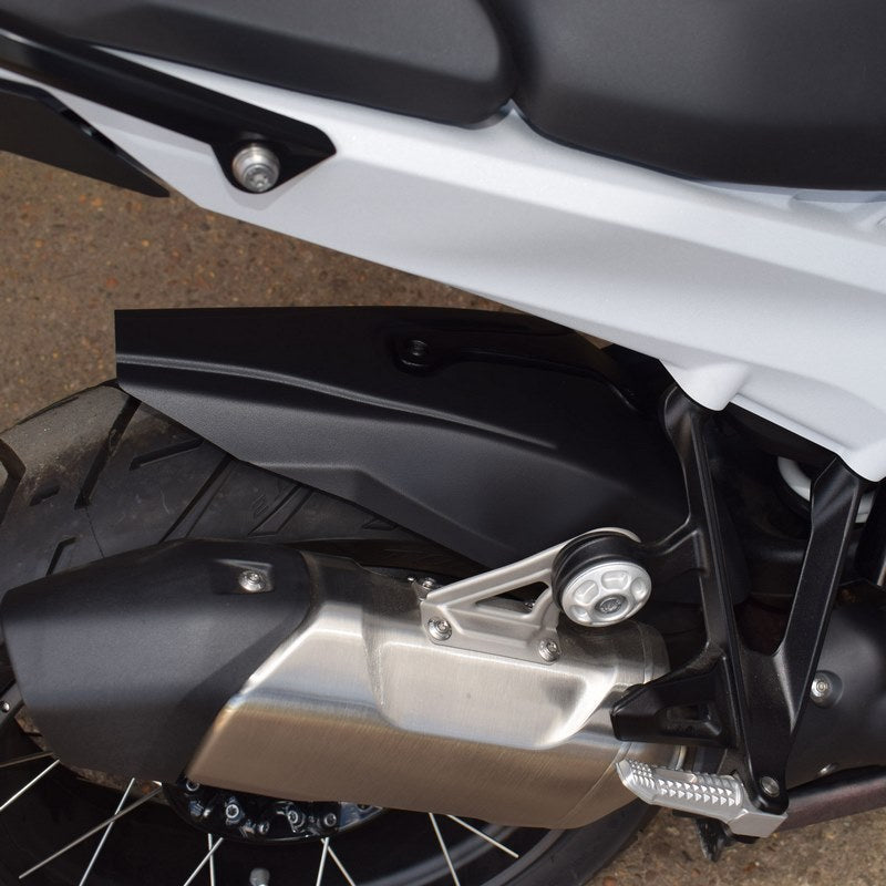 Pyramid / ピラミッド ハガー マットブラック | BMW R 1300 GS 2023- | 074130M