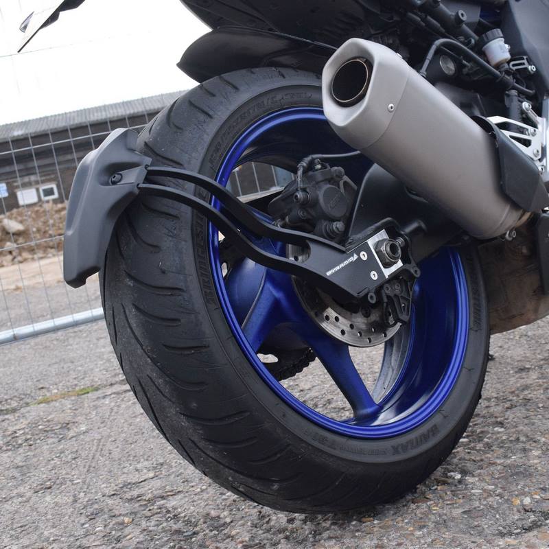 Pyramid Spray Guard | Matte Black | Yamaha MT-10 2016> | 085220M