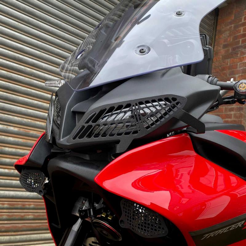 Pyramid Upper Headlight Guards | Matte Black | Yamaha Tracer 9 2021> | 09250M