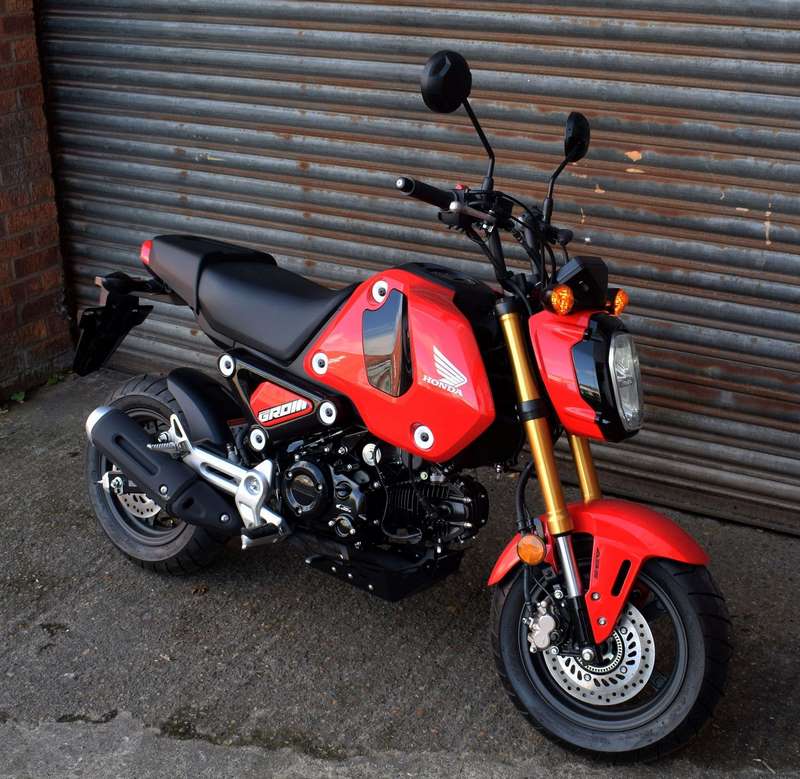 Pyramid / ピラミッド シートカウル マットブラック | Honda MSX 125 2021- | 11540M