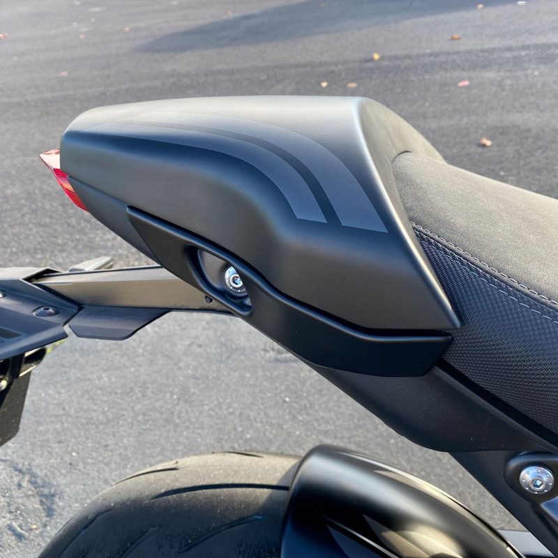 Pyramid Seat Cowl | Tech Black | Yamaha MT-09 2021> | 12416F