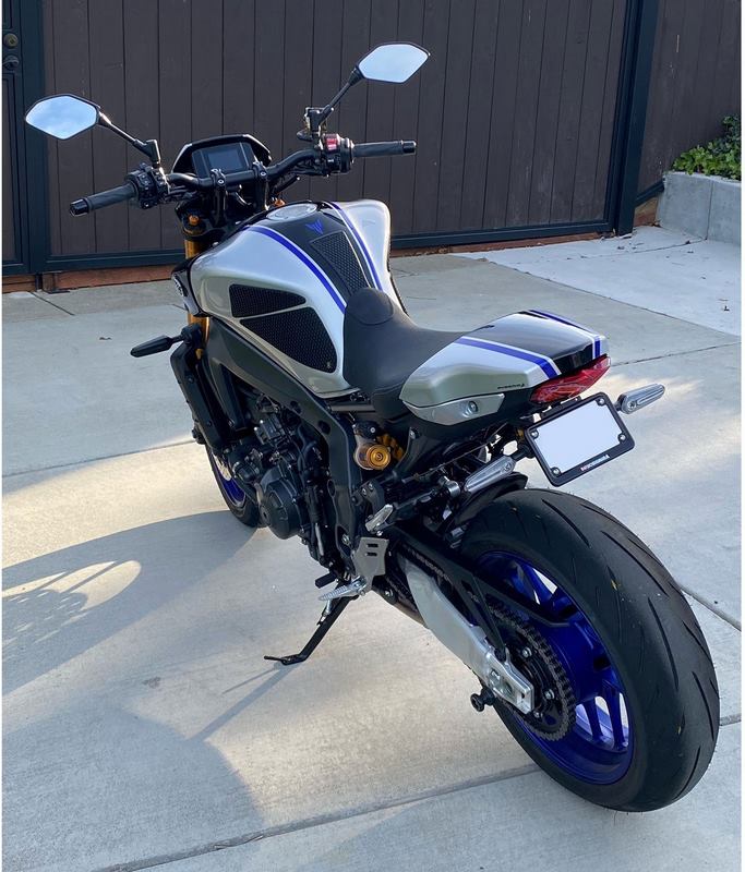 Pyramid Seat Cowl | SP Colours | Yamaha MT-09 2022> | 12416K