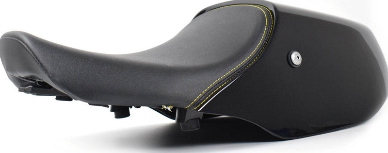 Pyramid / ピラミッド シートカウル 未塗装 | Yamaha XSR900 2022>2024 | 12425U