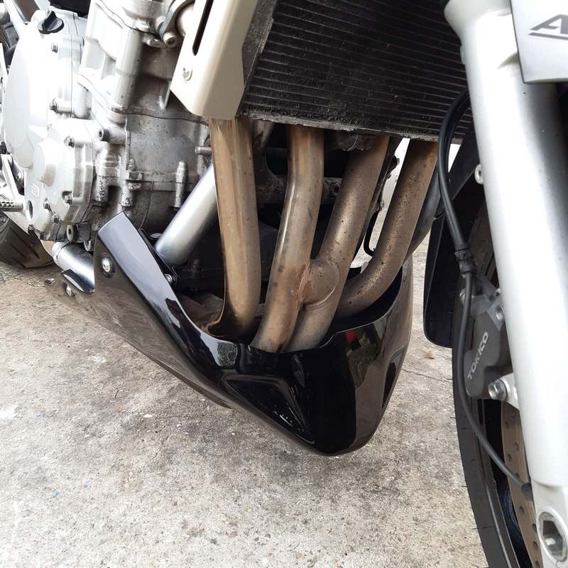 Pyramid / ピラミッド ベリーパン (water-cooled model only) グロスブラック | Suzuki GSF 650 Bandit 2007>2014 | 207035B