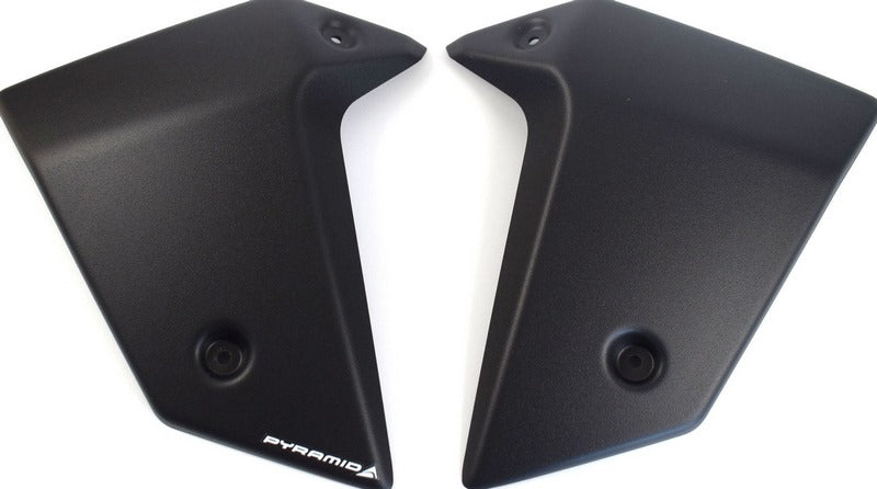 Pyramid / ピラミッド ラジエーター・チーク マットブラック | Honda CB 750 Hornet (ホーネット) 2022- | 21055M