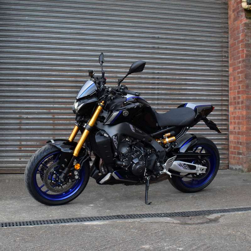 Pyramid Belly Pan | SP Colours | Yamaha MT-09 SP 2021> | 22135G