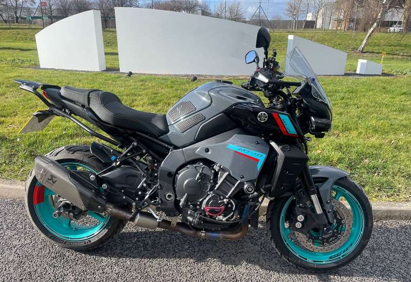 Pyramid / ピラミッド インフィルパネル シアンストームカラーズ | Yamaha MT-10 2022> | 22195D