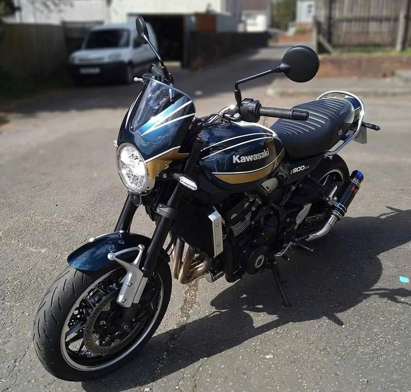 Pyramid / ピラミッド フライスクリーン キャンディミディアムレッド | Kawasaki Z 650 RS 2024- | 23500R