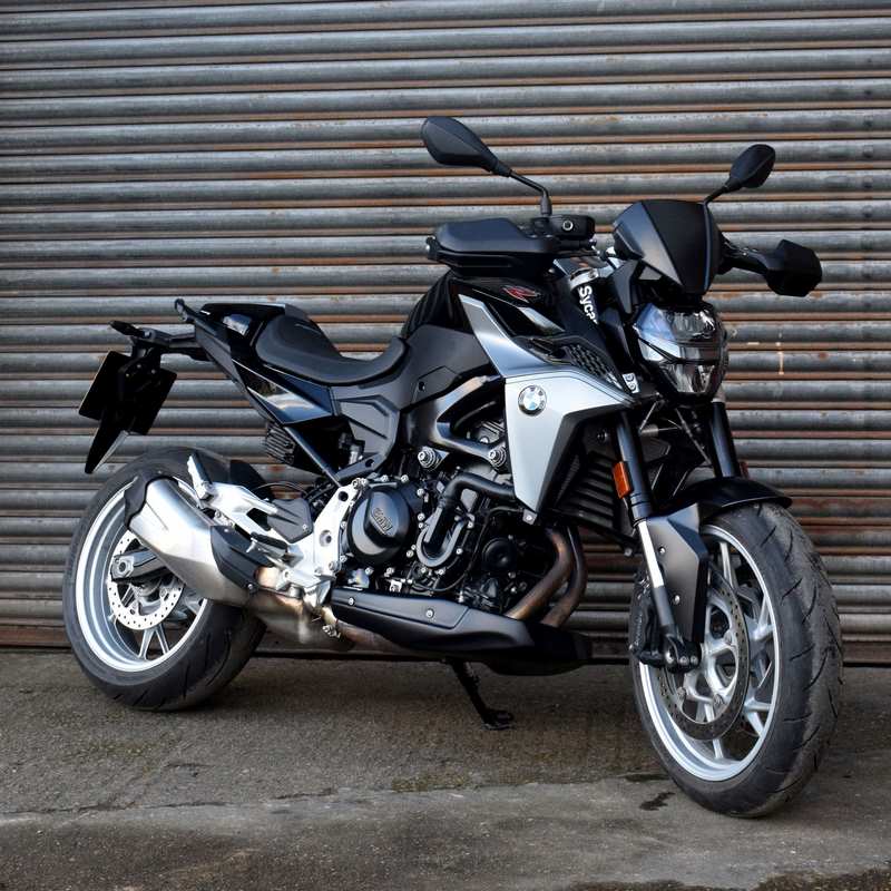 Pyramid Belly Pan | San Marino Blue Metallic & Graphite Grey | BMW F900 R 2020> | 24945E