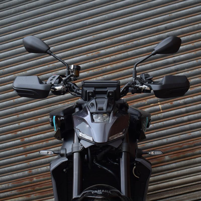 Pyramid / ピラミッド ハンドガード マットブラック | Yamaha MT-09 2024>2025 | 30209M
