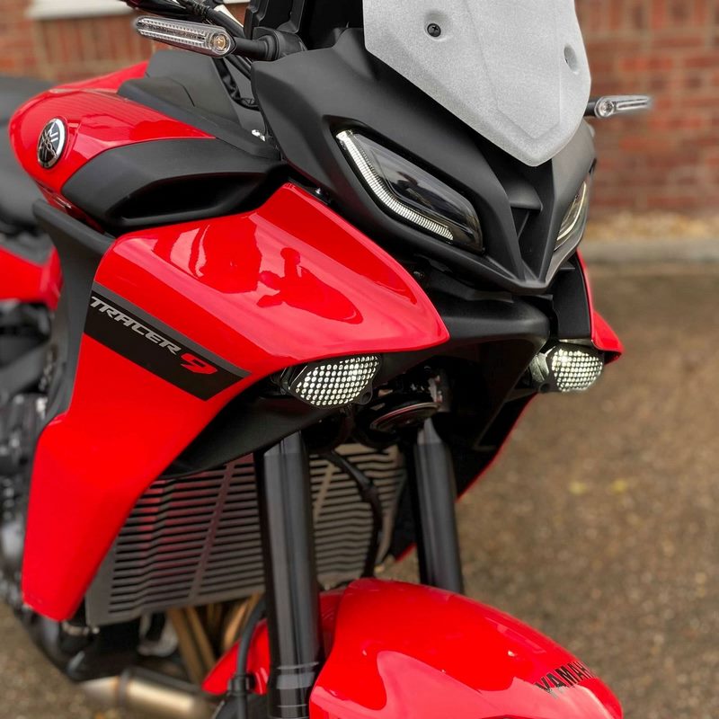 Pyramid Lower Headlight Guards | Matte Black | Yamaha Tracer 9 2021> | 32270M