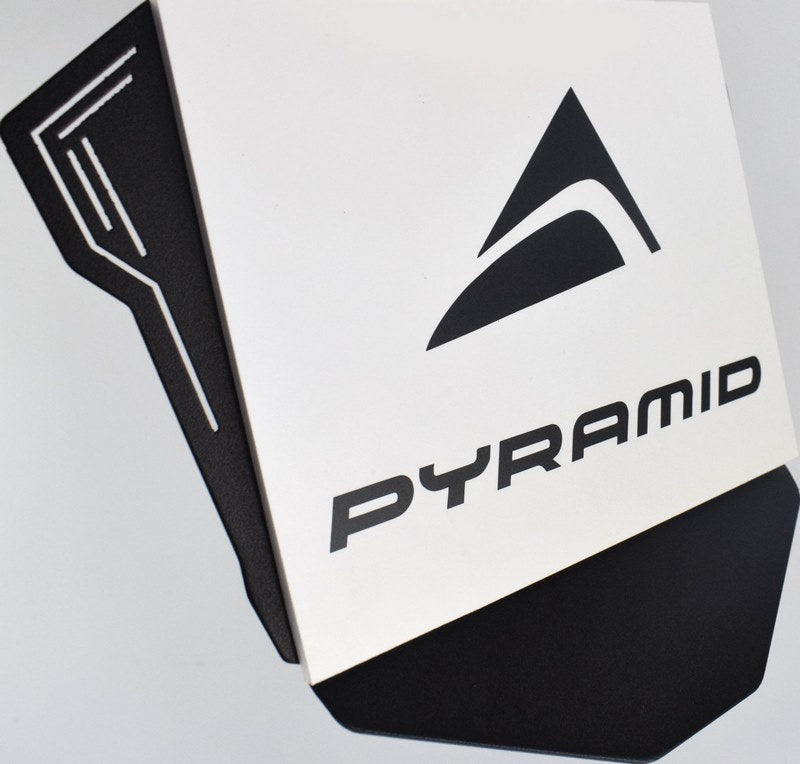 Pyramid / ピラミッド スプラッシュプレート マットブラック | BMW R 1300 GS 2023- | 34916M