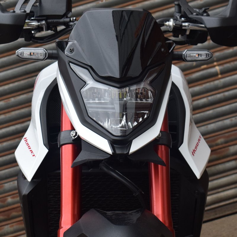 Pyramid / ピラミッド フロンタルウイング マットブラック | Honda CB750 Hornet (ホーネット) 2023>2024 | 35725M