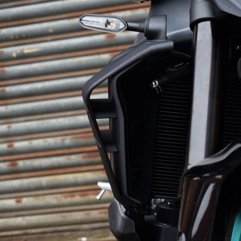 Pyramid / ピラミッド サイドスポイラー マットブラック | Yamaha MT-09 2024- | 38265