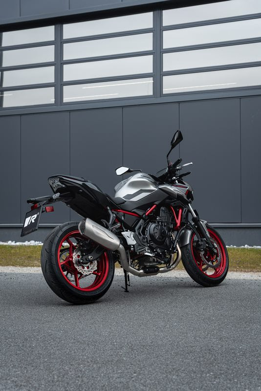 スリップオンNXTスポーツマフラー、ステンレスマット、触媒付き接続管