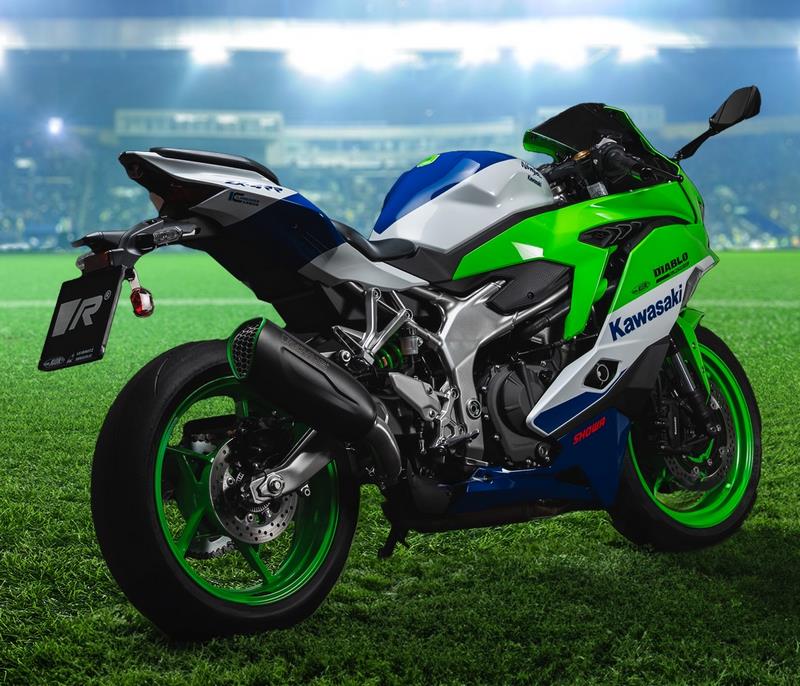 スリップオンNXTレーシングスポーツエキゾースト、ステンレスブラック&グリーン、接続チューブレーシング