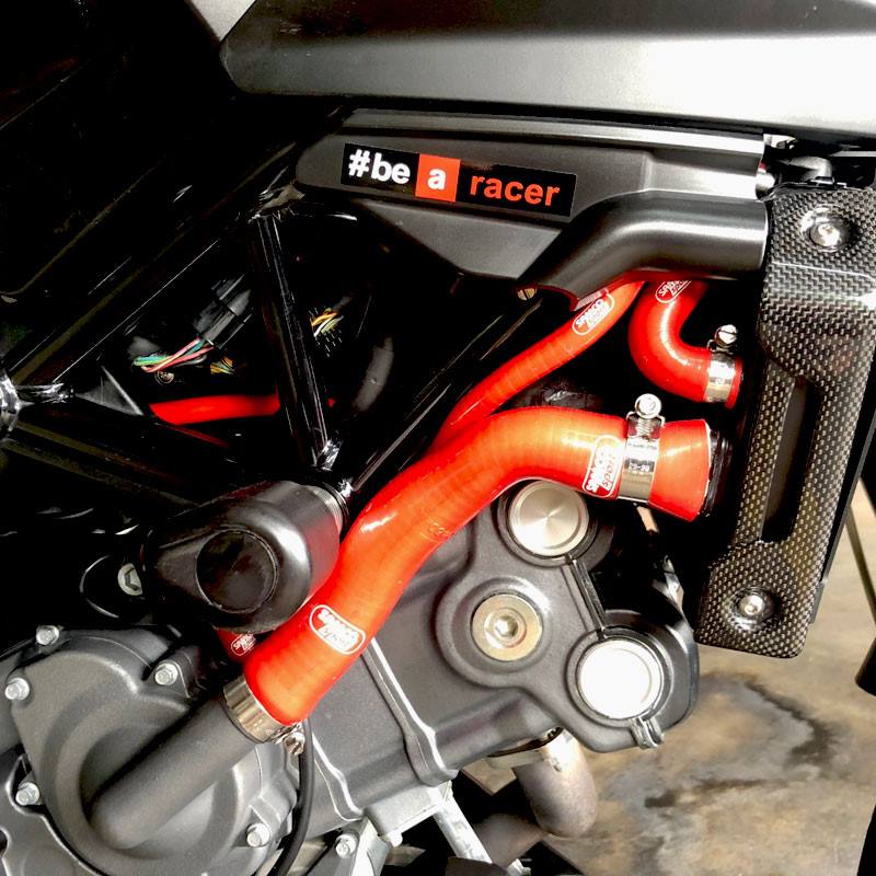 Samco Sport / サムコスポーツ シリコンラジエータークーラントホースキット Aprilia 750 Shiver 2007 - 2017 7 ピース | APR-13