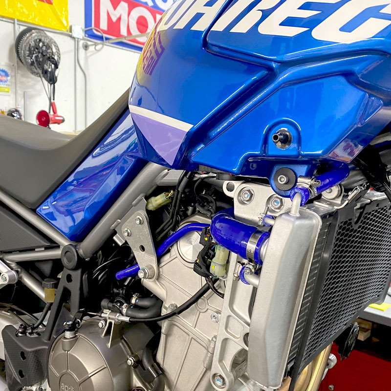 Samco Sport / サムコスポーツ シリコンラジエータークーラントホースキット Aprilia Tuareg 660 2022 - 2025 5 ピース | APR-18