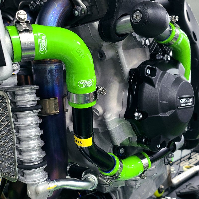 サムコスポーツ / Samco Sport Kawasaki ZX 10R / RR 2021 5 ピース OEM リプレイスメント シリコンラジエーター クーラントホースキット | KAW-100-GN