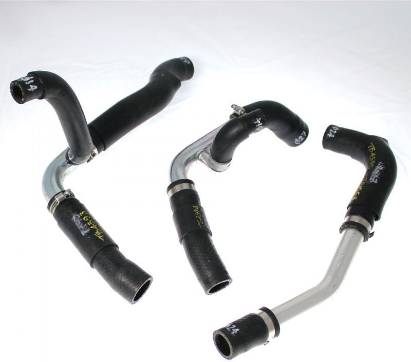 サムコスポーツ / Samco Sport Yamaha YZF R6 2006 - 2021 6 ピース Race Design シリコンラジエーター クーラントホースキット | YAM-58-BK