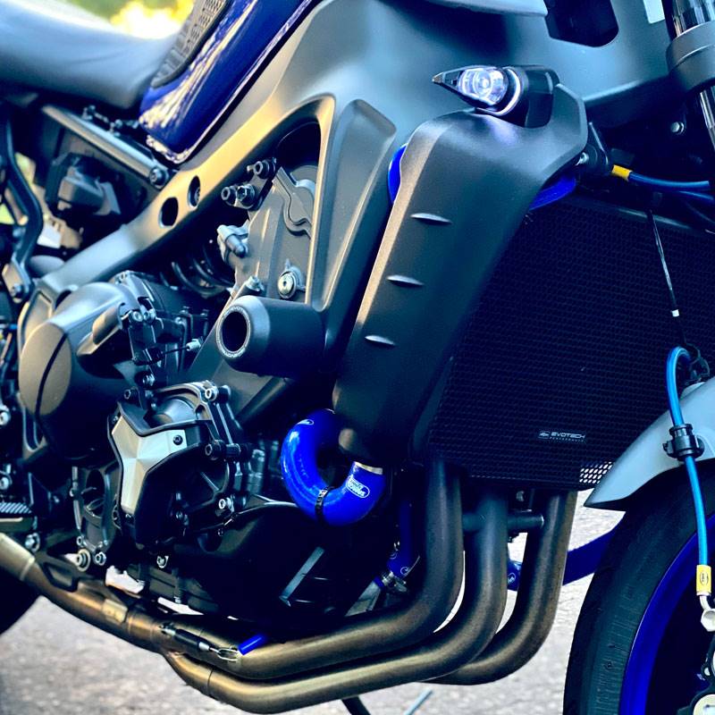 Samco Sport / サムコスポーツ シリコンラジエータークーラントホースキット Yamaha MT 09 (890cc) 2021 - 2024 8 ピース | YAM-95