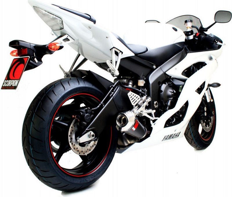 Scorpion / スコーピオンエキゾースト Power Cone (パワーコン) スリップオン カーボンファイバースリーブ eマーク Yamaha YZF R6 06-Current | EYA73CEO