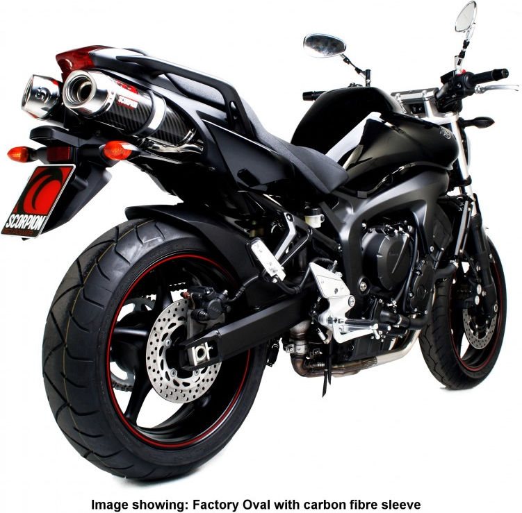 Scorpion / スコーピオンエキゾースト Factory ラウンドスリップオン (ペア) カーボンファイバースリーブ eマーク Yamaha FZS 600 Fazer | EYA84CEM