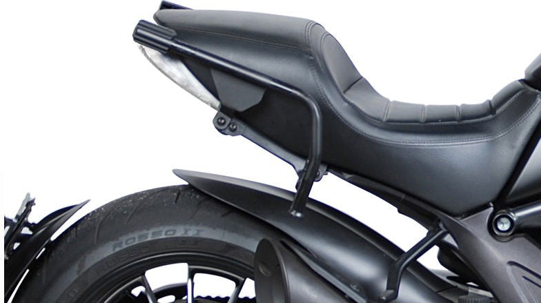 Shad / シャッド 3Pシステムフィッティング DUCATI DIAVEL 1200 '14 | D0DV14IF