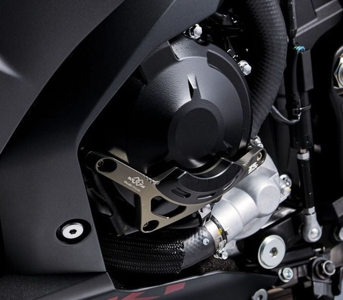 Suzuki / スズキ オルタネーターカバープロテクター | 990D0-17K20-000