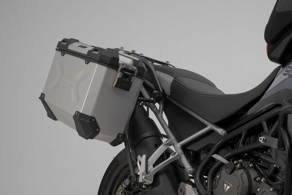 SWモテック / SW-Motech アドベンチャーセット ラゲッジ シルバー Triumph Tiger 900/GT/Rally/Pro (19-23). | ADV.11.953.75002/S