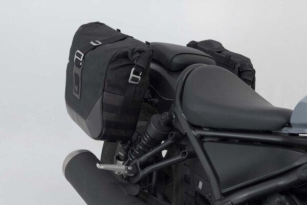 SW MOTECH / SWモテック Legend Gear (レジェンドギア) サイドバッグシステム LC ブラックエディション Honda CMX500 Rebel (16-). | BC.HTA.01.887.20101
