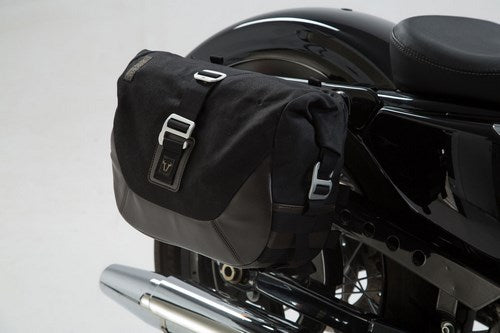 SW-MOTECH / SWモテック Legend Gear(レジェンドギア) サイドバッグセット - ブラックEdition Harley Davidson Sportster models (04 | BC.HTA.18.768.20100